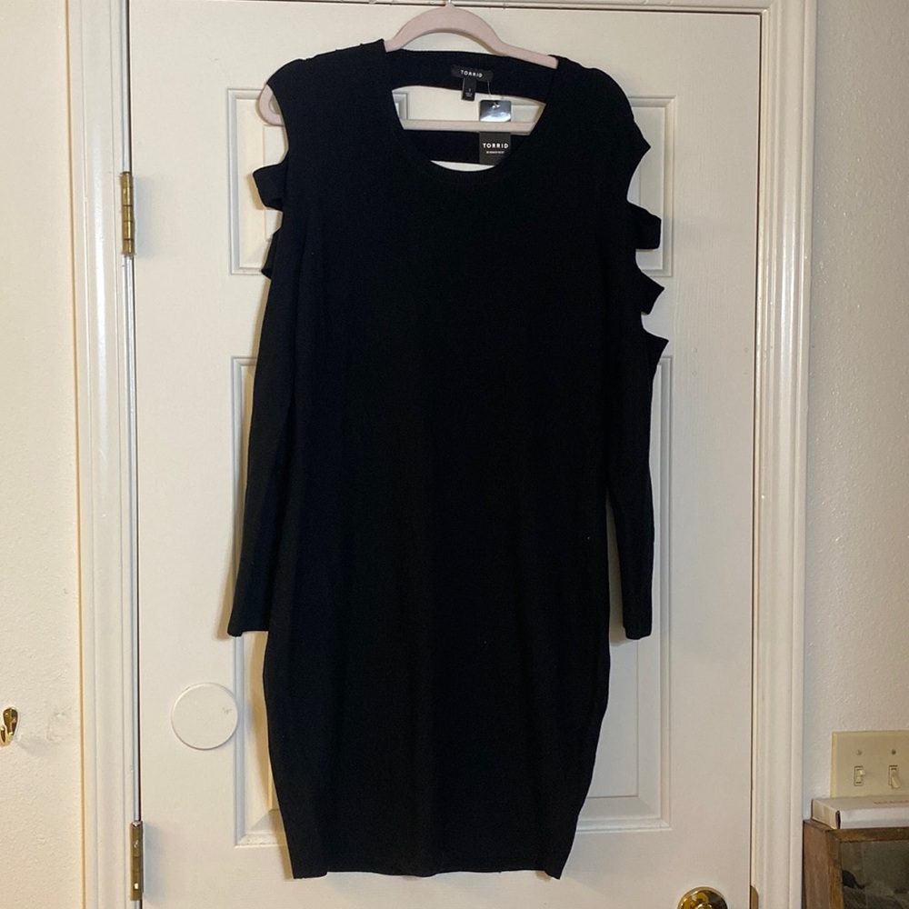 Torrid Cold Shoulder Body Con dress